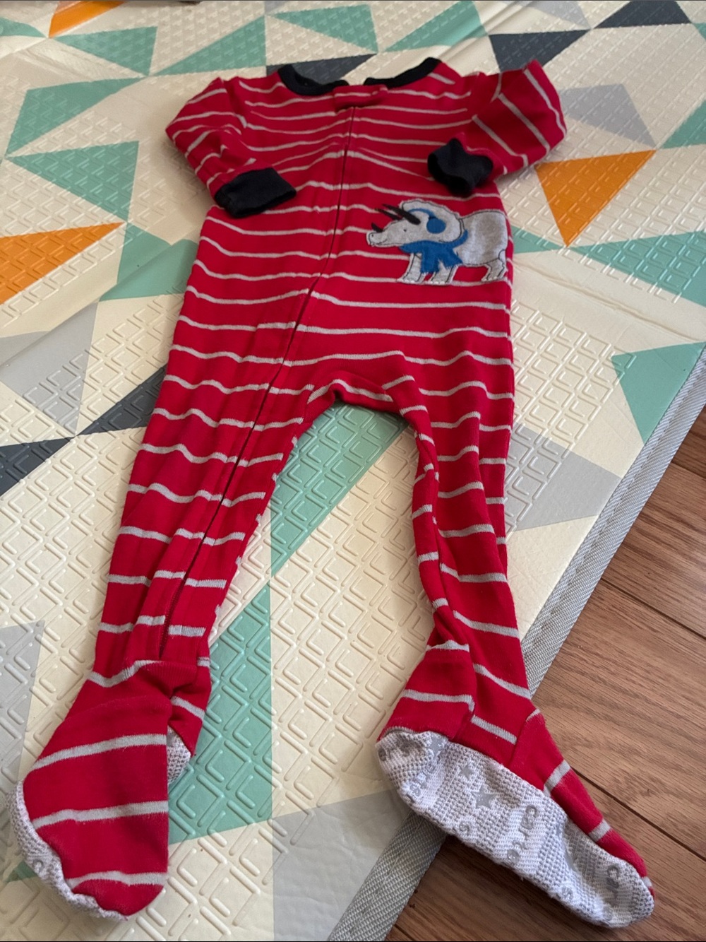 20/25$ 🧸 Red Striped Baby One-Piece Footed Pajamas with Elephant Patch